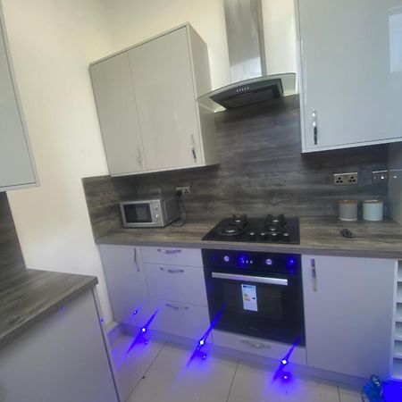 Penthouse Apt8 Apartment Wolverhampton Ngoại thất bức ảnh