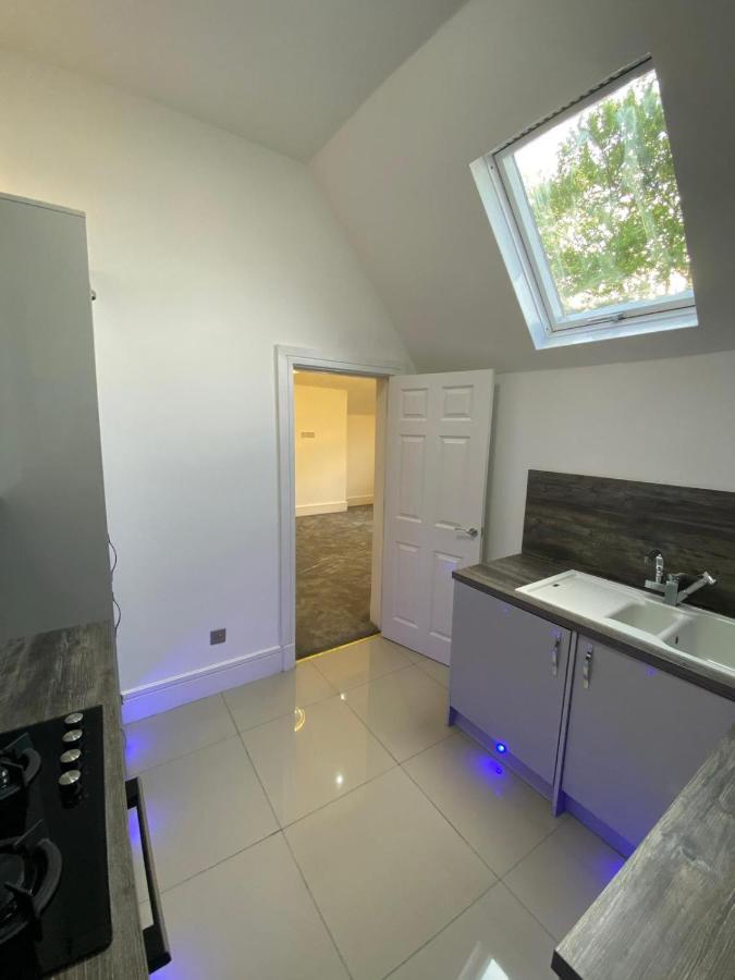 Penthouse Apt8 Apartment Wolverhampton Ngoại thất bức ảnh